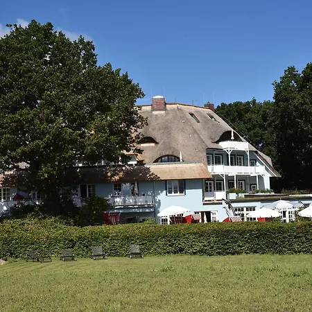 Romantik Fischerwiege Hotell 4*