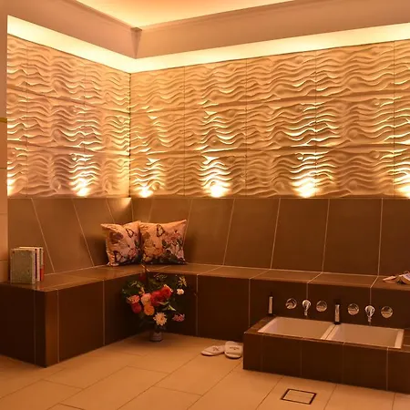 Hotel Romantik Fischerwiege 4*