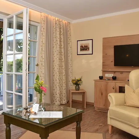 Romantik Fischerwiege Hotel Ahrenshoop