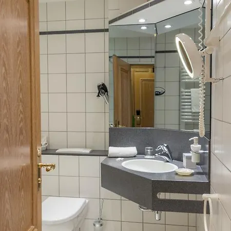 Romantik Fischerwiege 4* 아렌스호프