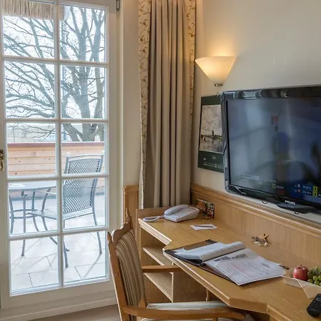 Romantik Fischerwiege 아렌스호프