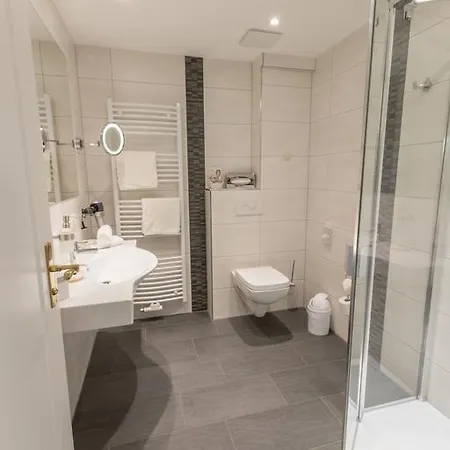 Romantik Fischerwiege Hotel 4*